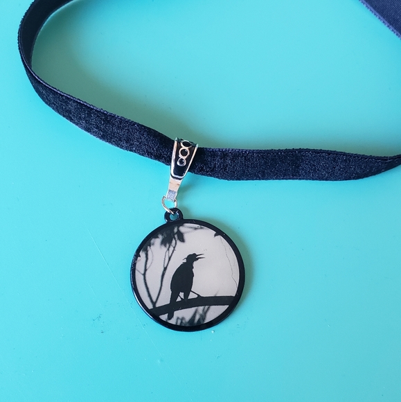 ❌️SOLD❌️Velvet crow/raven choker - Picture 1 of 4